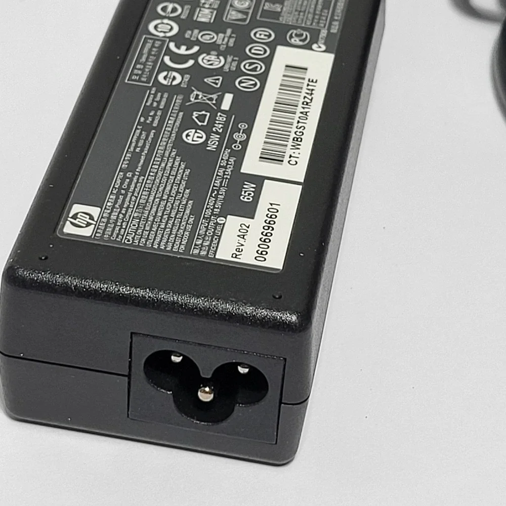 HP 65W AC‎ Power Adapter Laptop Charger NSW 24187 18.5V 3.5A 0606696601 Black